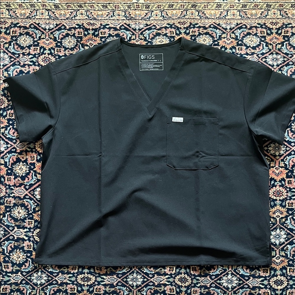 Figs Oversized scrub top